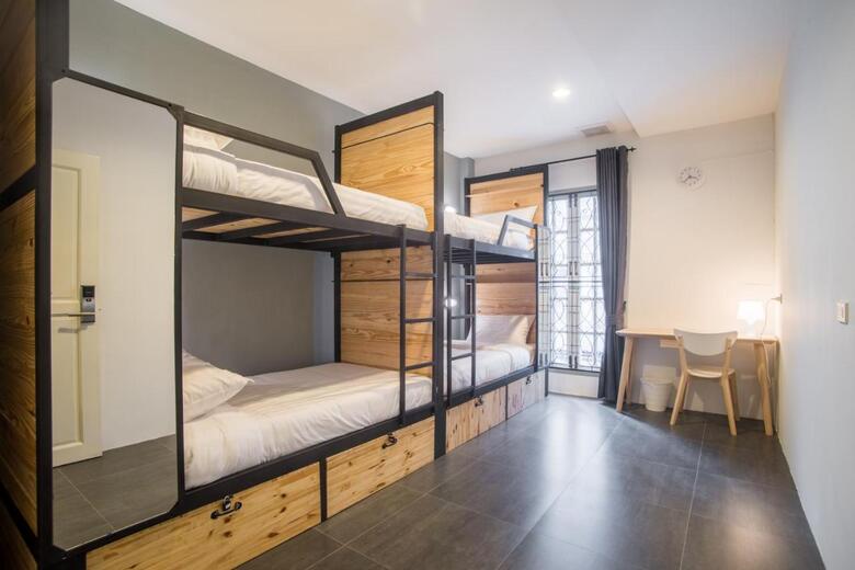 Hostal X9hostel