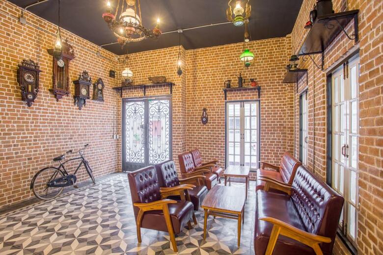 Hostal X9hostel