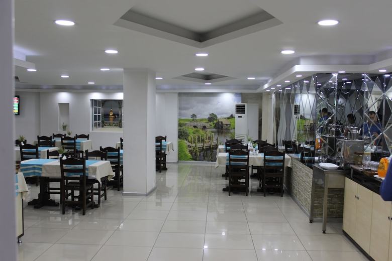 Adana Kucuksaat Hotel