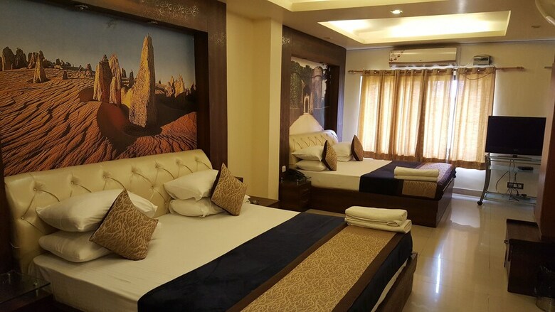 Hotel Rajpur Heights