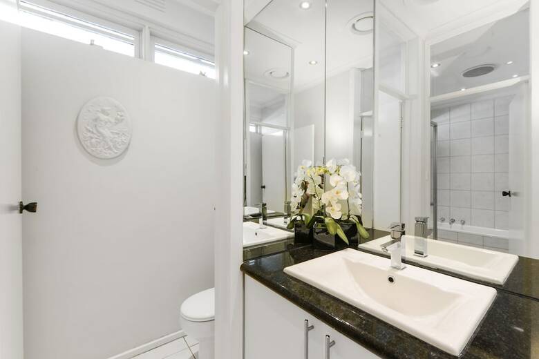 Boutique Stays - Brighton Rose