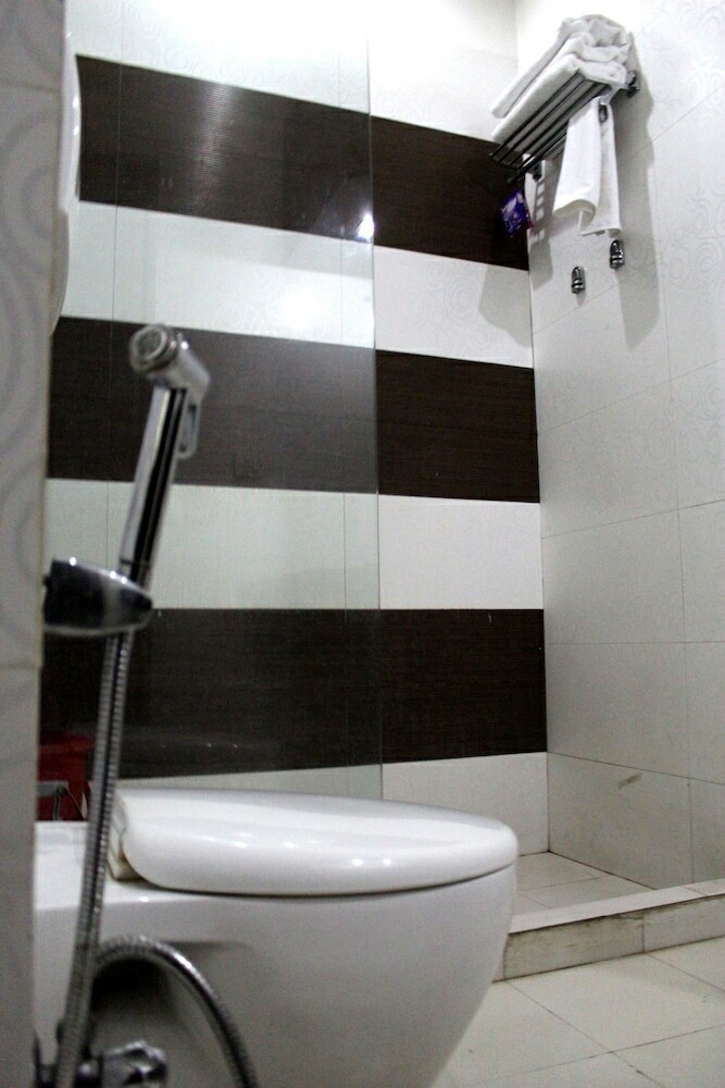 Hotel Haris Mg Road Gurugram