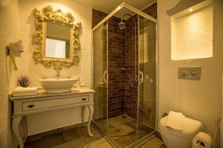S3 Orange Exclusive Hotel