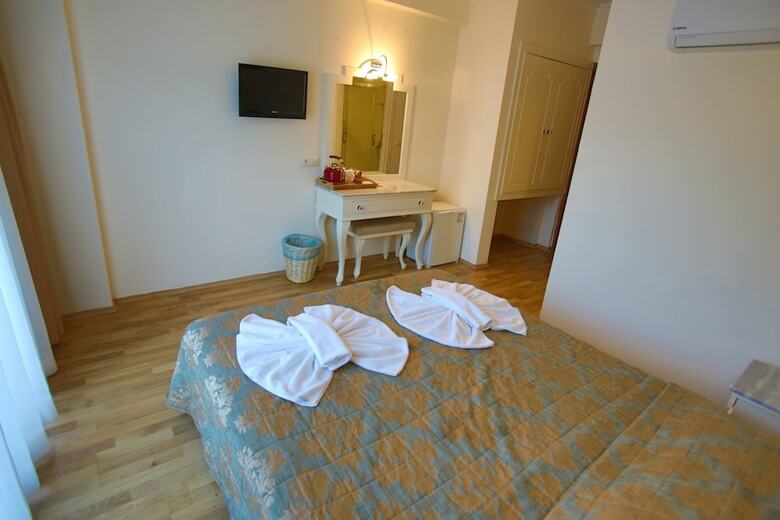 S3 Orange Exclusive Hotel
