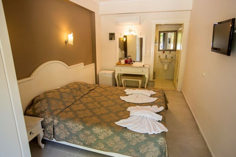 S3 Orange Exclusive Hotel