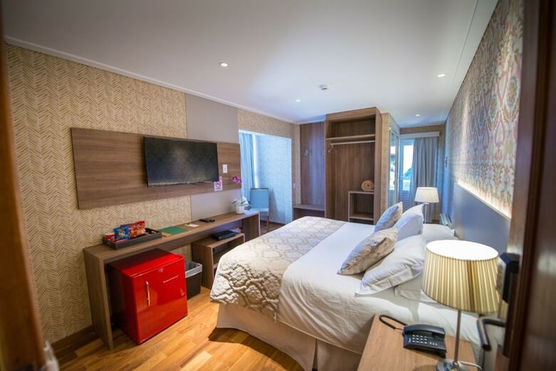 Chris Park Hotel