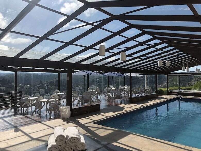 Chris Park Hotel