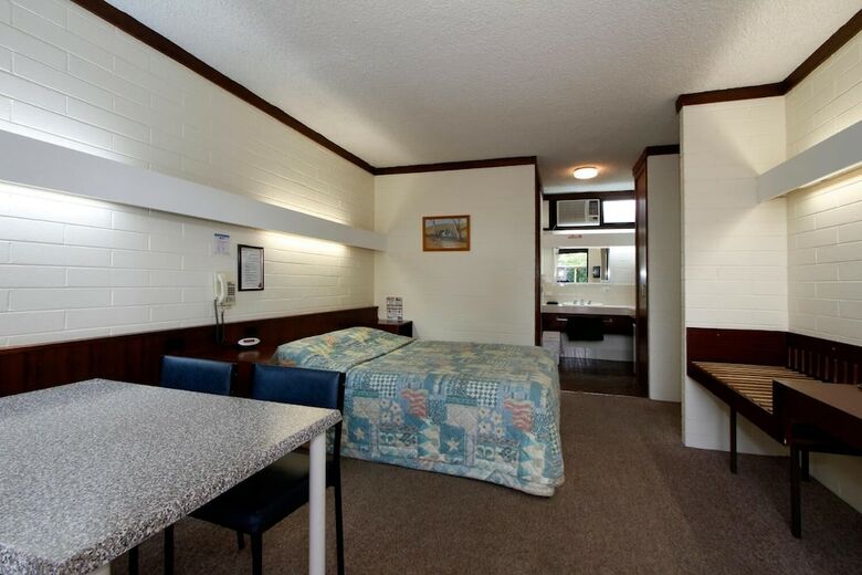 Midtown Motor Inn