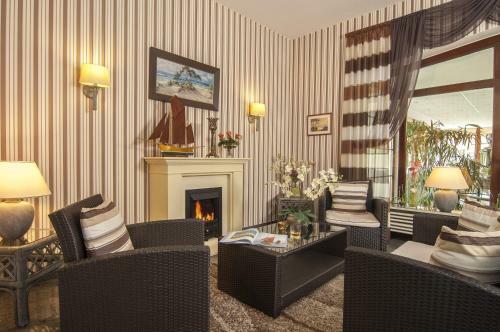 Hotel Blinkf�er