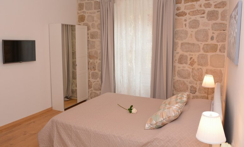 Hotel Rilati Old Town Palace