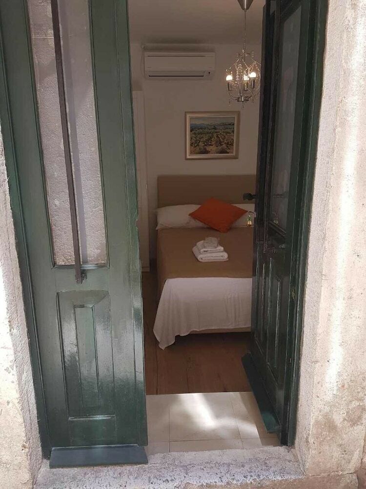 Hotel Rilati Old Town Palace