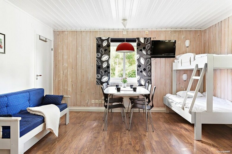 First Camp M�lle
