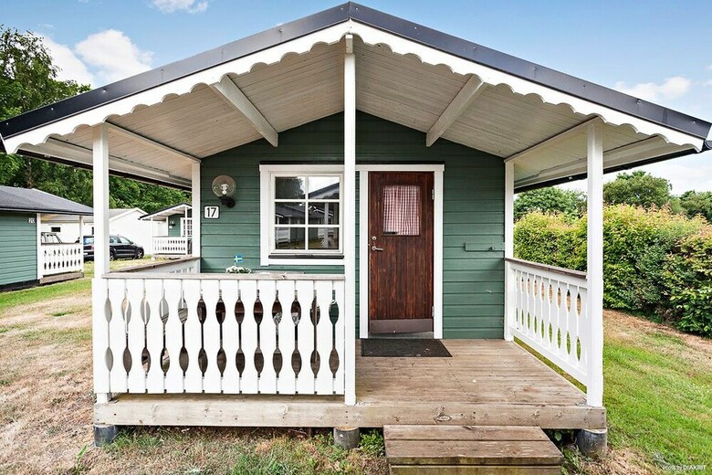 First Camp M�lle