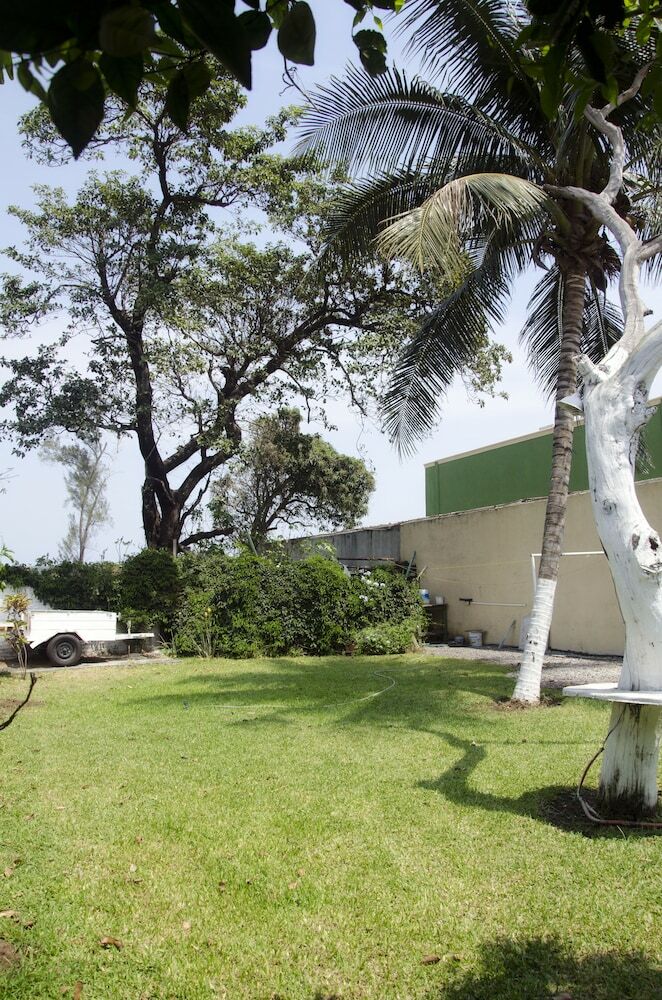 Hotel Palmera Suites