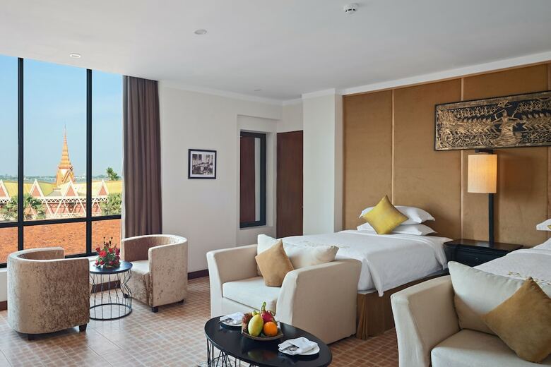 Palace Gate Hotel & Resort