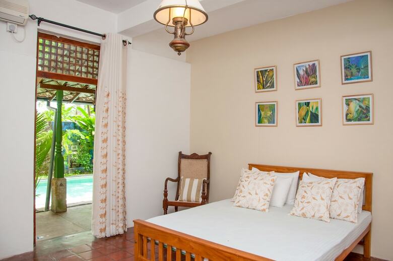 Hotel Fern Cove Villa