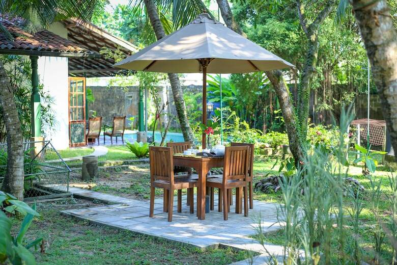 Hotel Fern Cove Villa