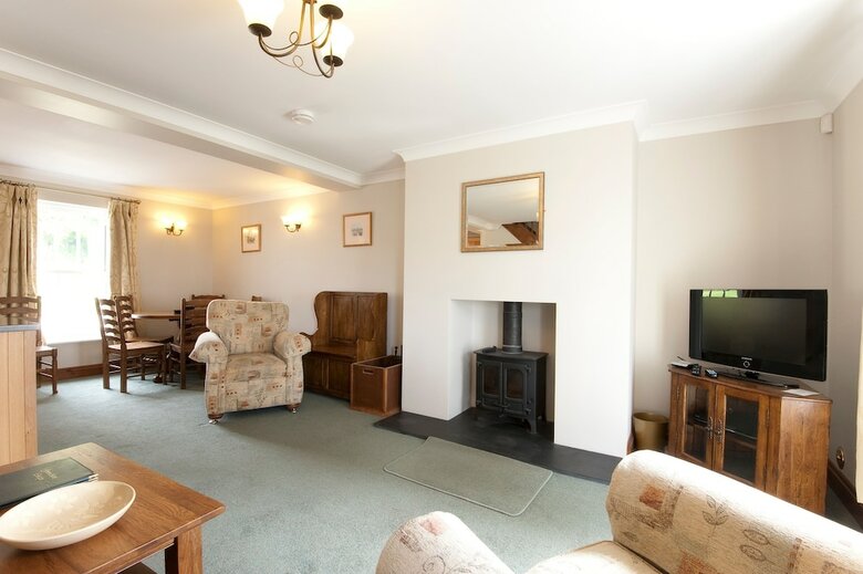 Green Acres Cottages
