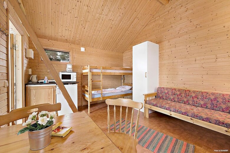 First Camp Okn�