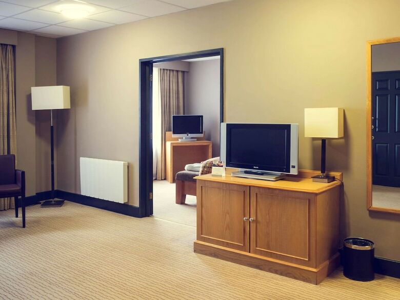Mercure Hull Grange Park Hotel