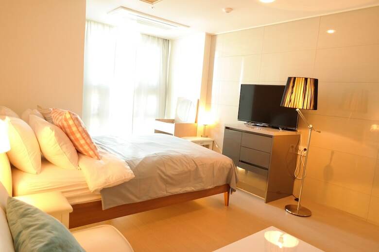 Apartamentos Myeongdong Studio