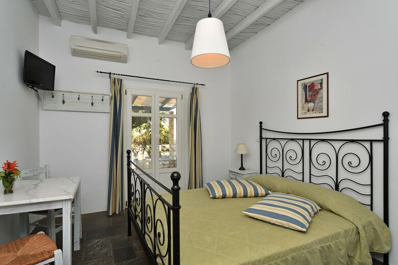 Hotel Kalypso Studios & Apartments