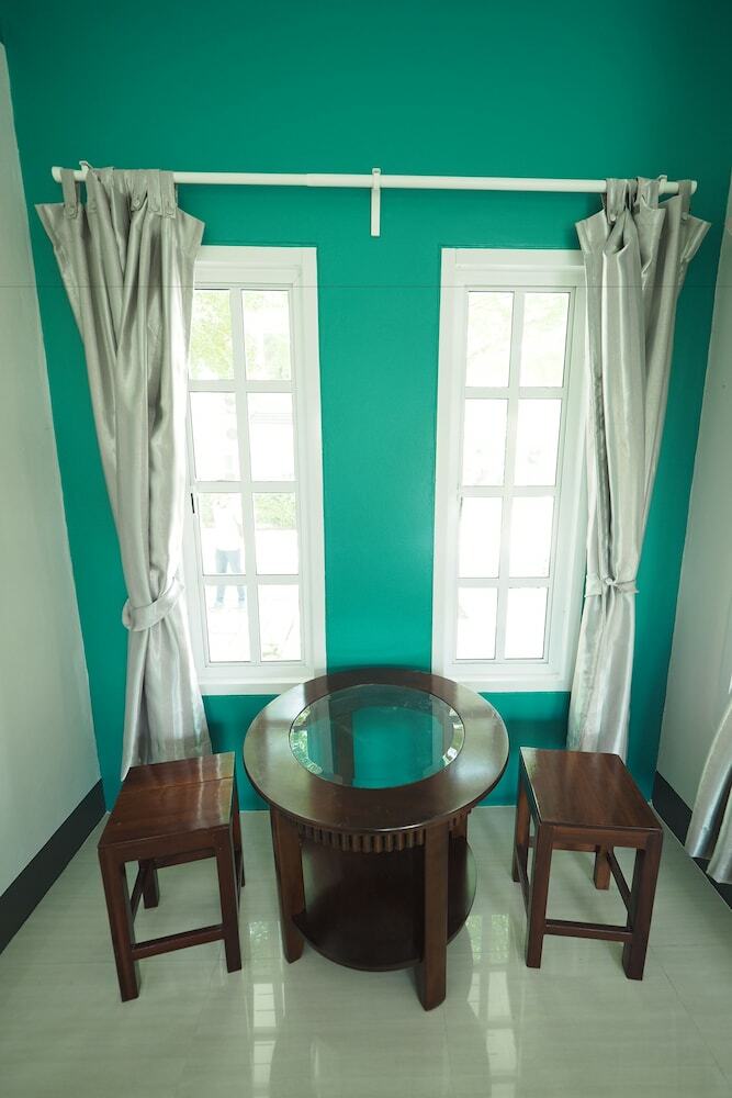 Hotel Baan Suan Resort Juree Punsuk