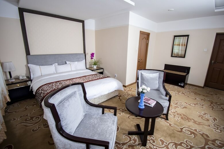 Mika Hotel