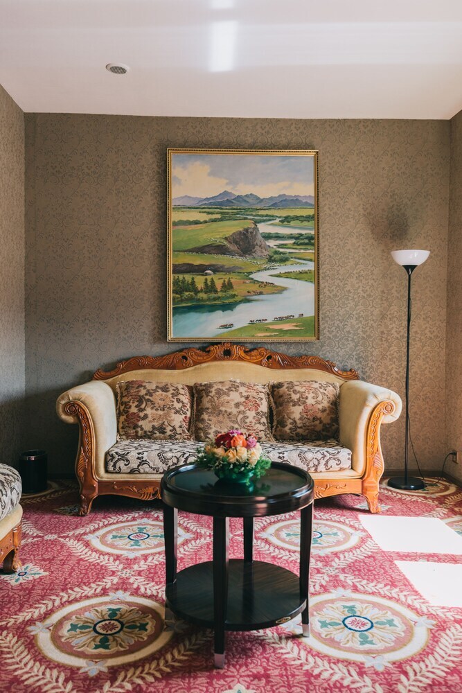 Mika Hotel