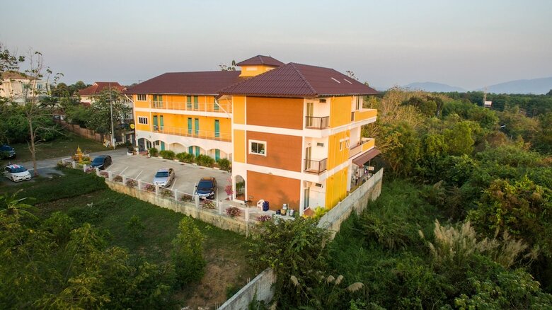 Hotel Baan Lugchang