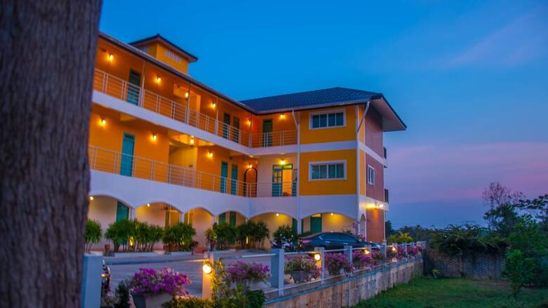 Hotel Baan Lugchang