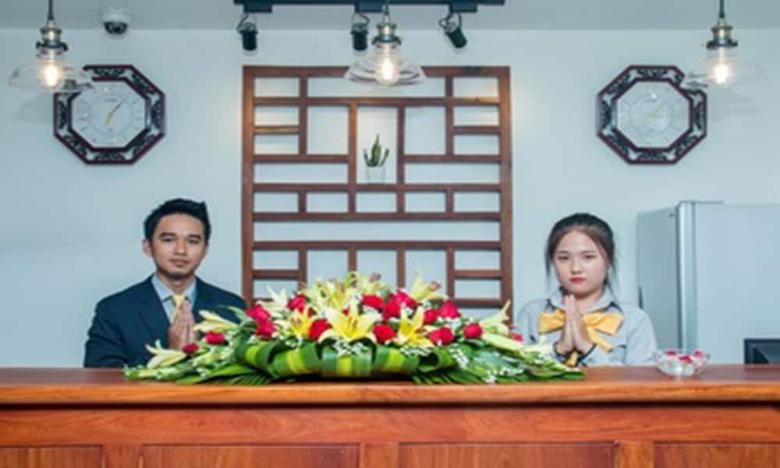 Day Sunrise Hotel