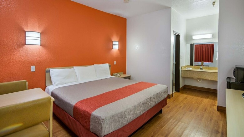 Motel 6 Humble Tx