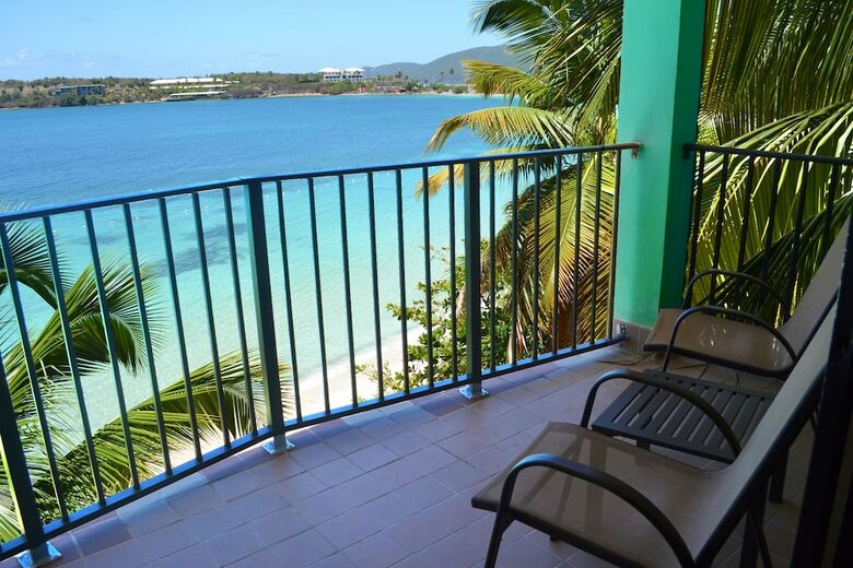 Hotel Emerald Beach Resort