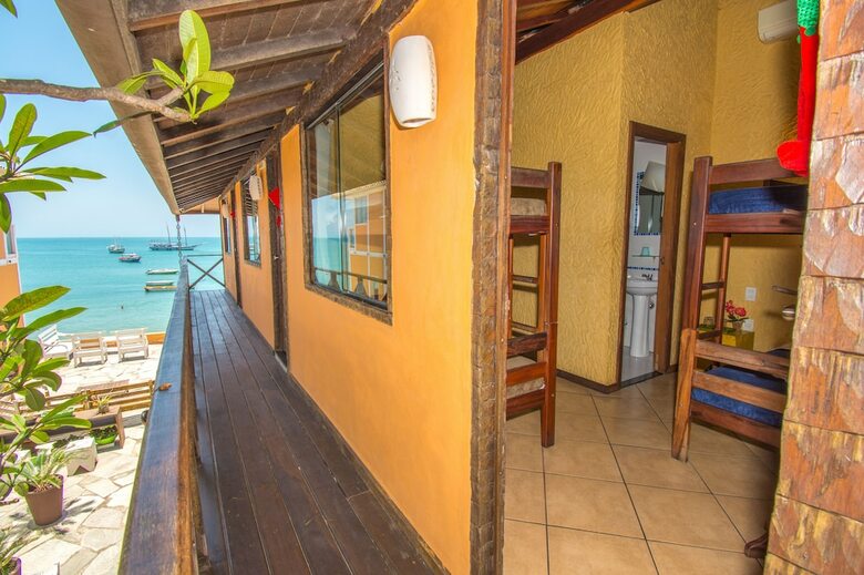 Hostal Bamboo B�zios Hostel