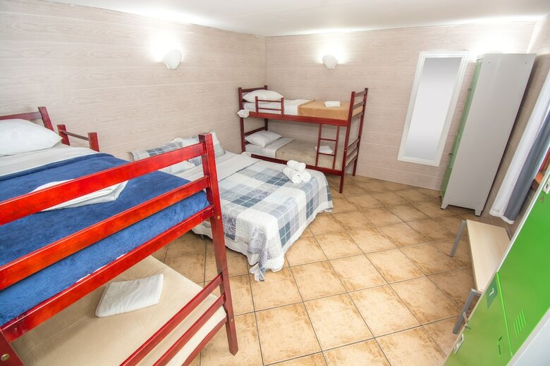 Hostal Bamboo B�zios Hostel