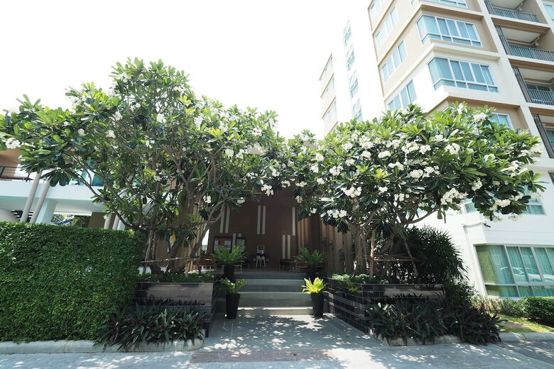 Apartamentos Baan Koo Kiang By Monta