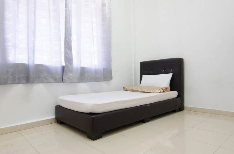 Bed & Breakfast Anggerik Residence