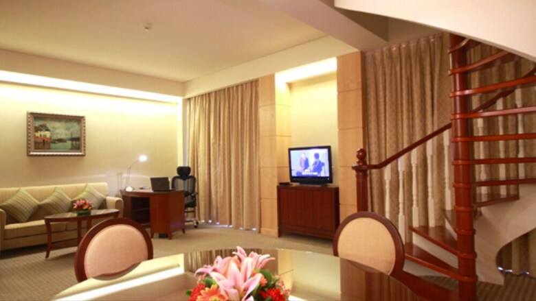 Hotel Paris Pan-island