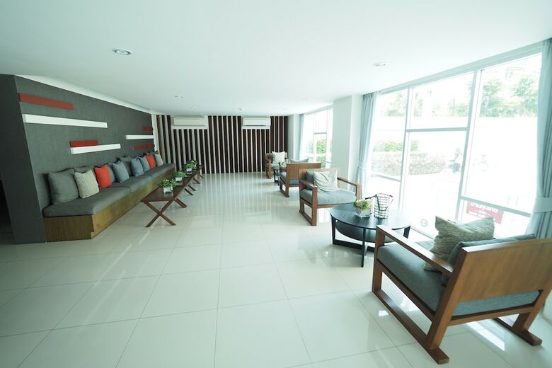 Apartamentos Baan Koon Koey By Monta