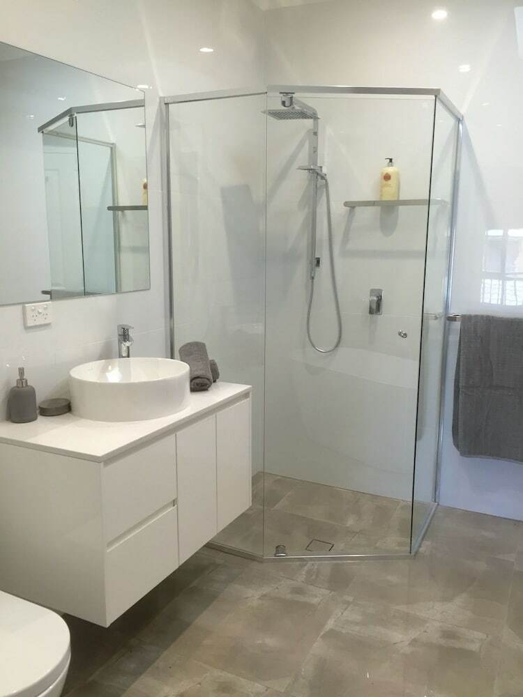 Luxury Townhouse In Chic North Adelaide