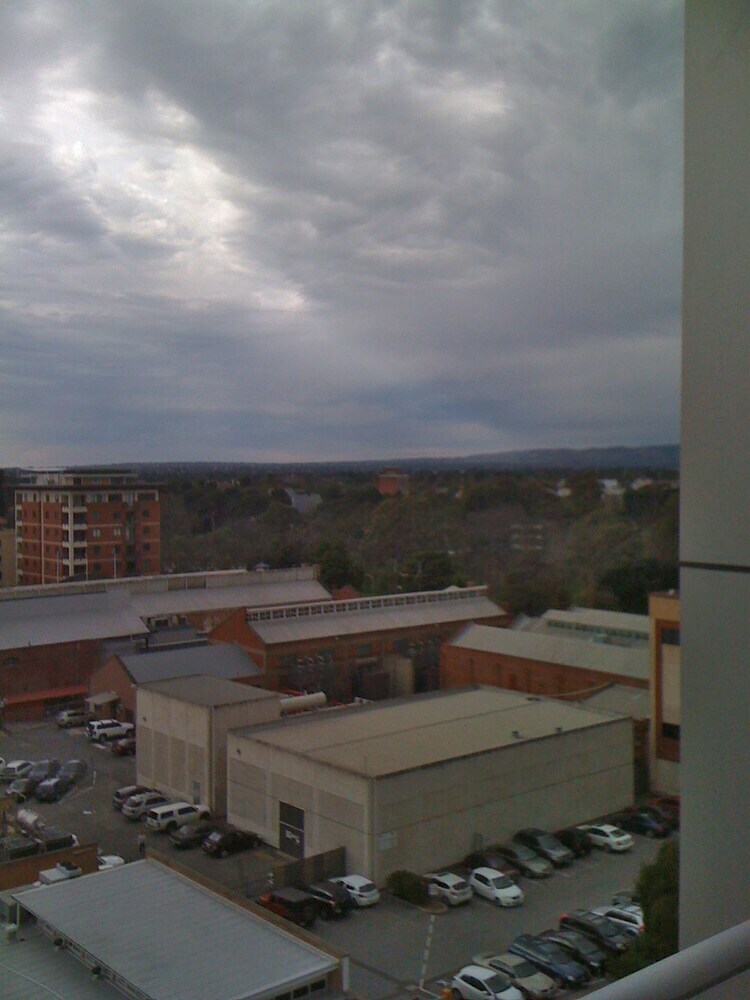 Apartamentos City Escape 3bd In Adelaides East End 7