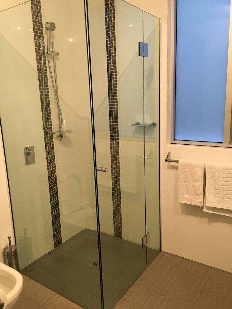 Apartamentos City Escape 3bd In Adelaides East End 7
