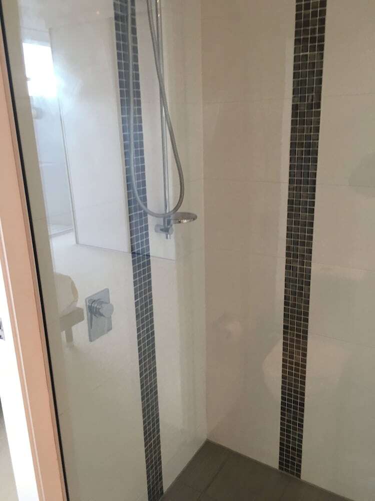 Apartamentos City Escape 3bd In Adelaides East End 7
