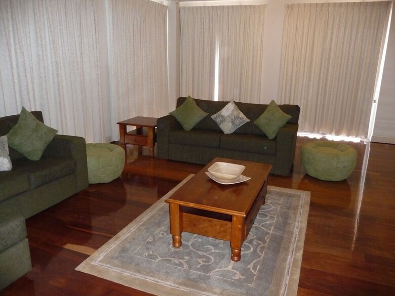 Apartamentos City Escape 3bd In Adelaides East End 6