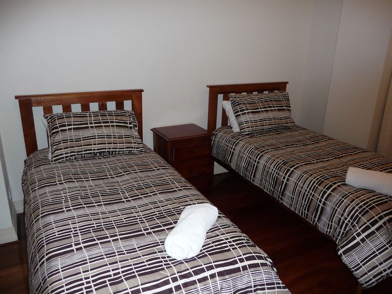 Apartamentos City Escape 3bd In Adelaides East End 6