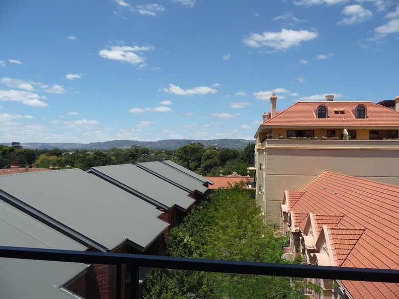 Apartamentos City Escape 3bd In Adelaides East End 6