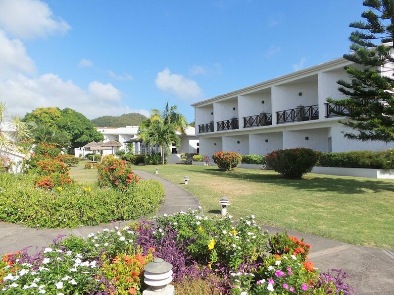Hotel Coyaba Beach Resort
