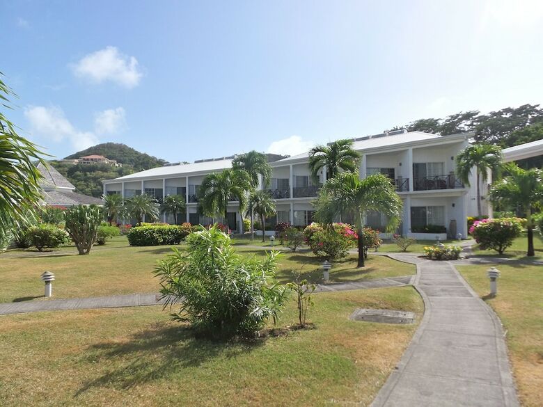 Hotel Coyaba Beach Resort