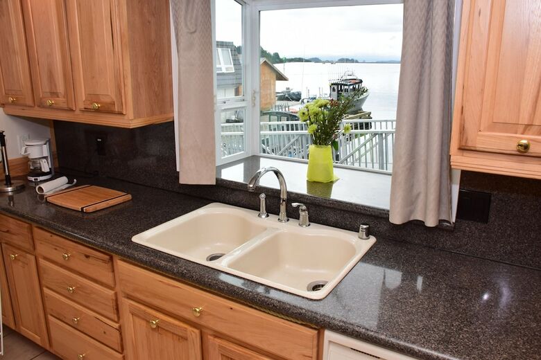 Posada Longliner Lodge And Suites